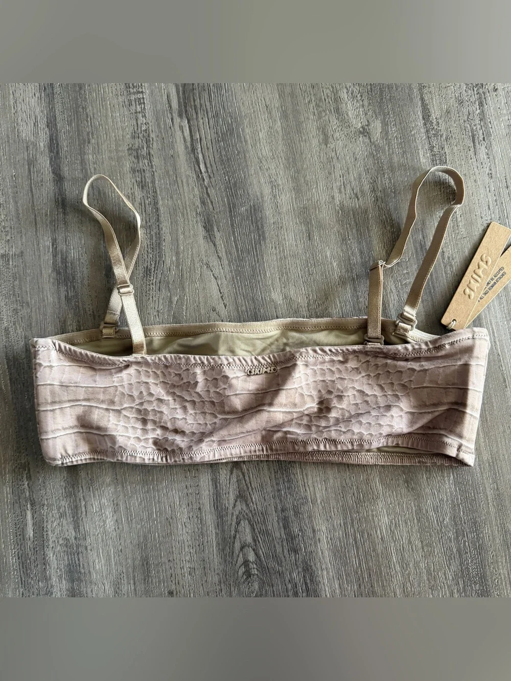New skims bikini top M